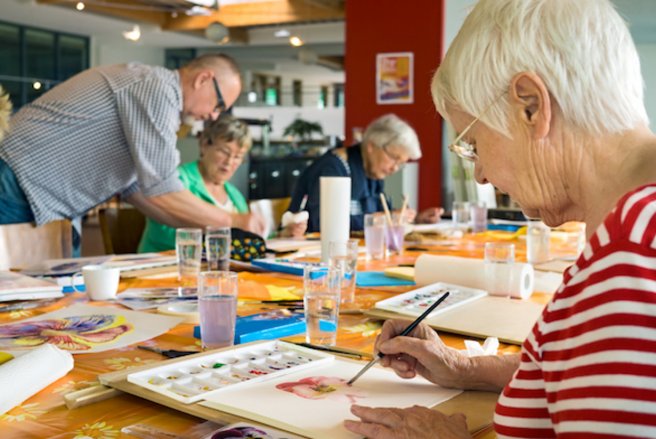 Les seniors français sont 4,3 millions à travailler. © Shutterstock