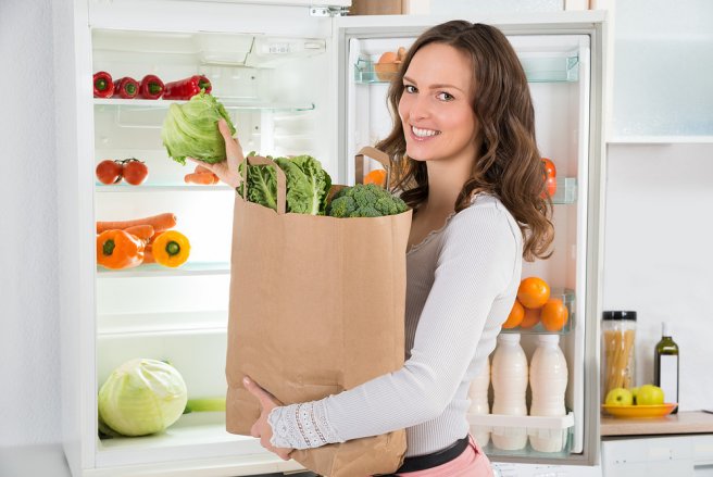 Respecter la chaîne du froid est un exercice qui prend forme de la visite au supermarché au rangement dans le frigo ou le congélateur.