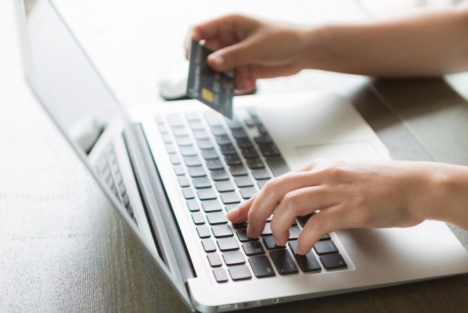 Les services rendus par les banques en ligne sont satisfaisants selon les clients. © Shutterstock