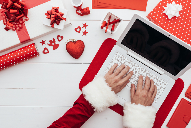 Choisir des cadeaux high-tech pour toute la famille est idéal pour faire plaisir !
