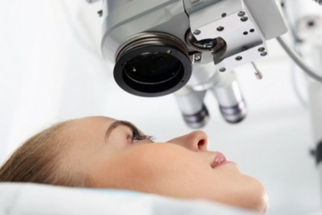 Des questions essentielles avant d'envisager l'opération des yeux