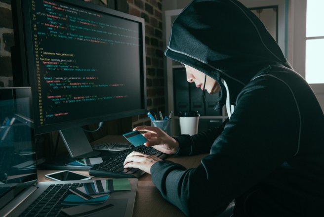 Un buraliste Montlhéry (Essonne) s'est fait dérober 4 500 € à distance. © Shutterstock