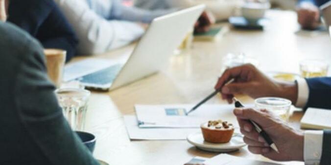 Arrondir ses fins de mois en réunions de consommateurs