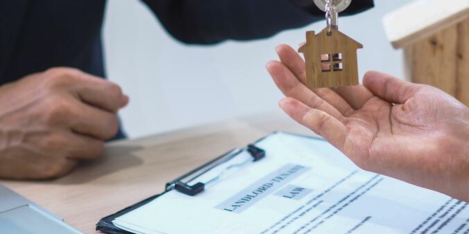 Que doit vérifier une banque avant d'accorder un crédit immobilier ?
