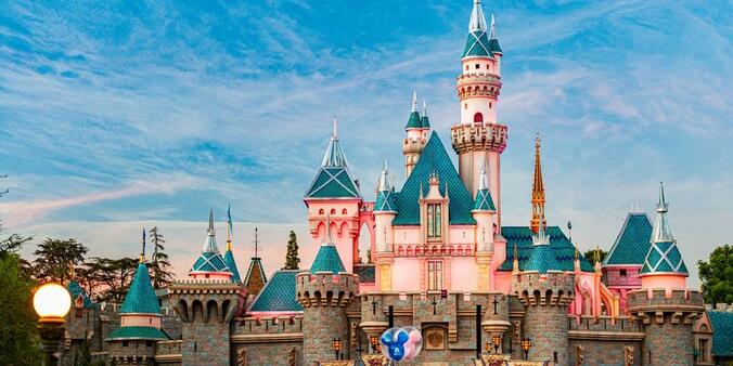 Quel est le meilleur parc d’attractions entre le Parc Astérix et Disneyland Paris ?