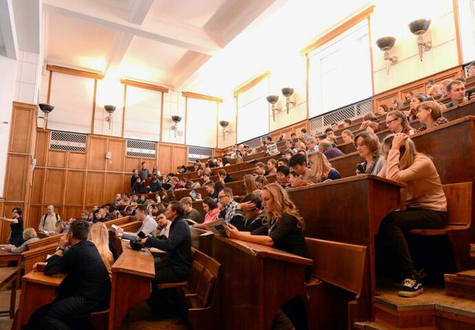 études, université, inflation, hausse des prix, frais, mutuelle