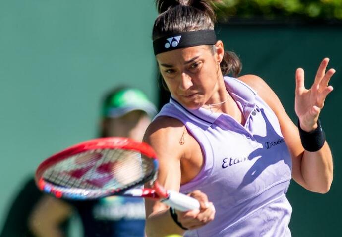 Caroline, garcia, etam, partenarait, brassiere