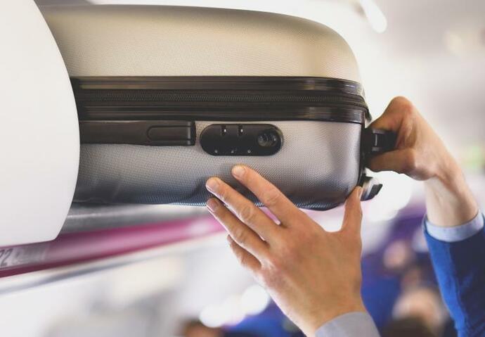 Bagages, main, frais, compagnie, low-cost