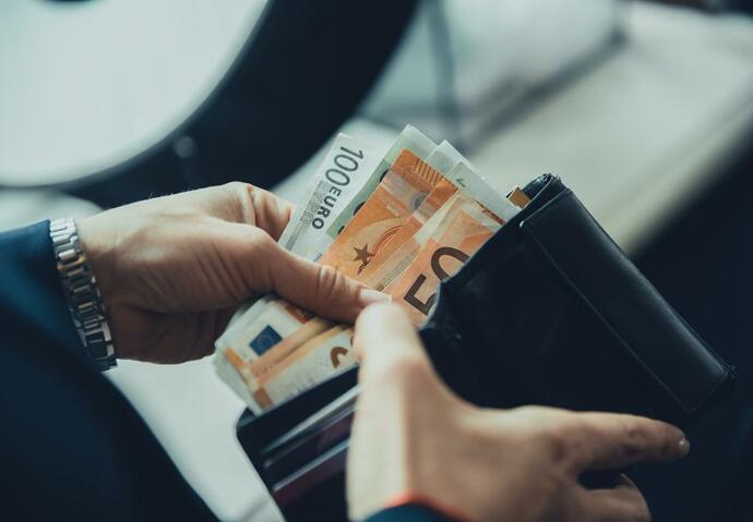 aide, pouvoir d'achat, France, gouvernement, prime d'activité