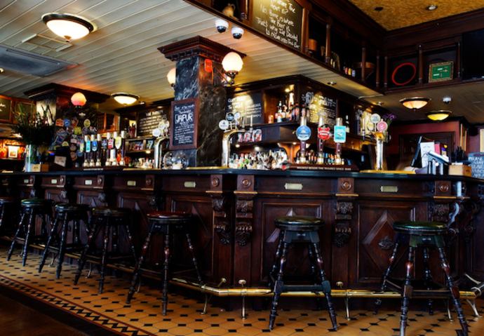 Pub britannique