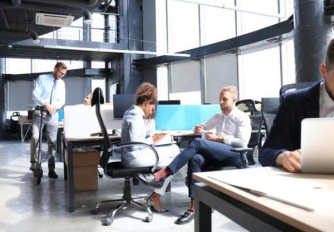Les open spaces nuisent à la productivité au travail