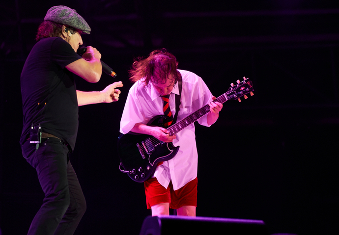 AC DC