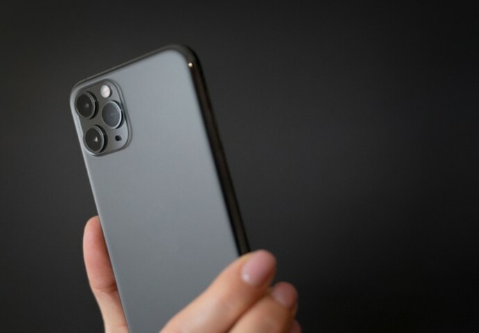iPhone 11